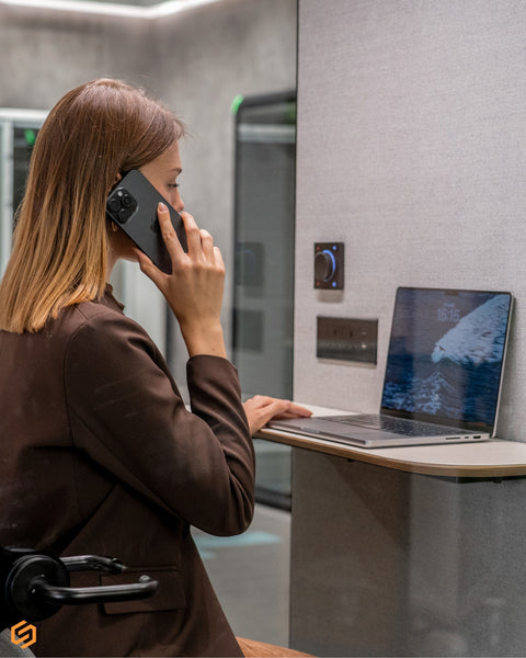 Bureau One Stand Acoustic Booth