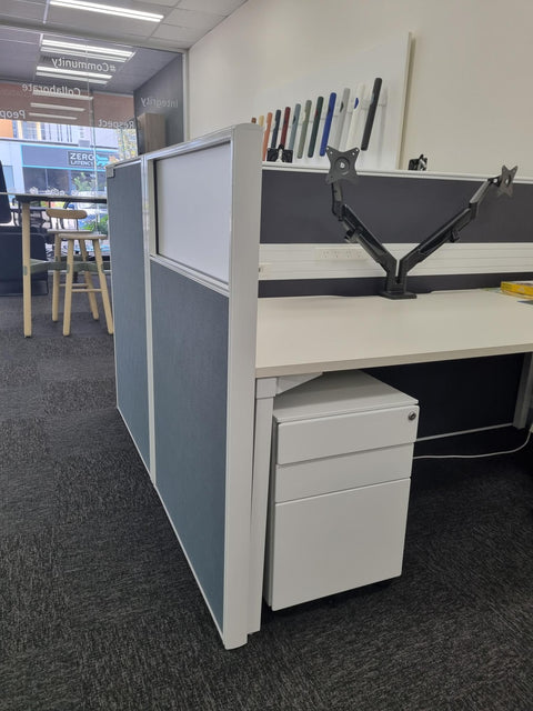 Aero 55 Screen System
