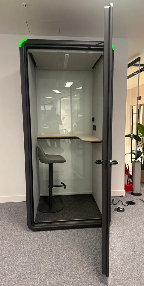 Bureau One Stand Acoustic Booth